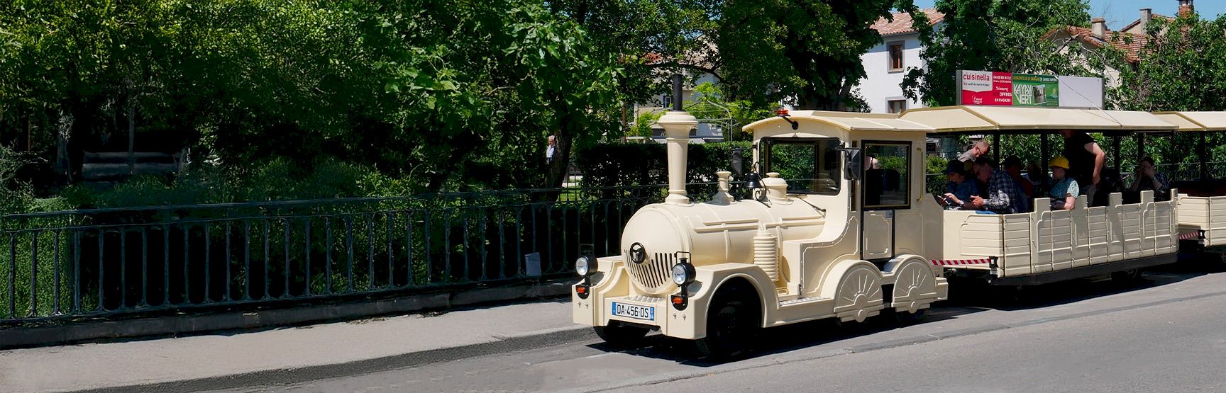Balade en petit train à l’Isle-sur-la-Sorgue